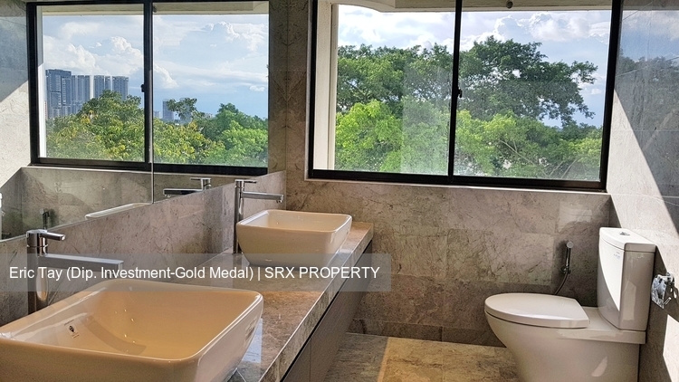 Luxury Apartments (D11), Apartment #175850772